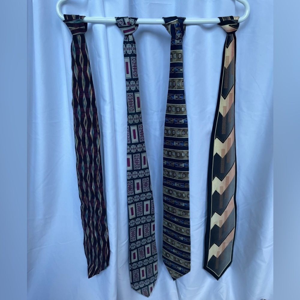 Riggings Bundle of 4 Neck Ties Various Styles & Sizes EPC